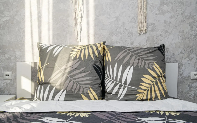 SunSet (СанСет) на улице Героя Советского Союза Аристархова