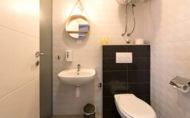 Hostel OS