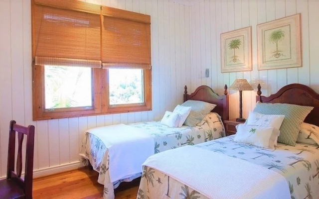 South Point Villas