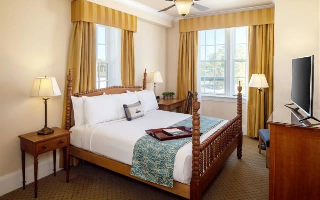 Historic Boone Tavern Hotel and Restaurant