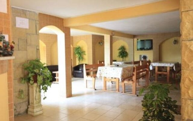Casa Leul