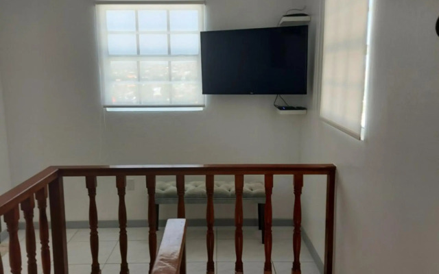 Villa Raven`s Paradise (Gris)