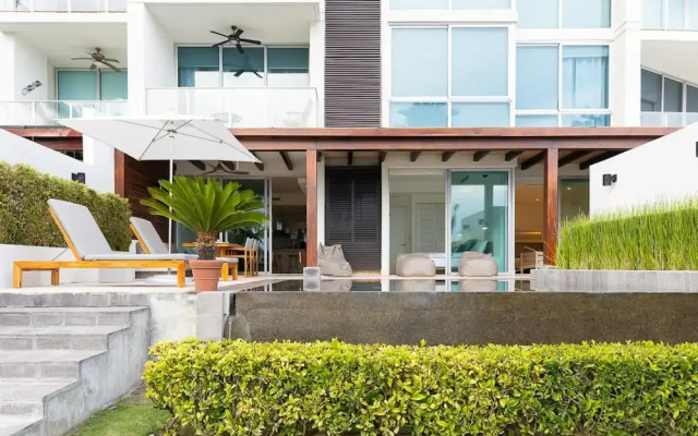 The Surf-point Condo by Acomodo Riomar