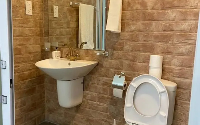 Nairobi Airport Inn