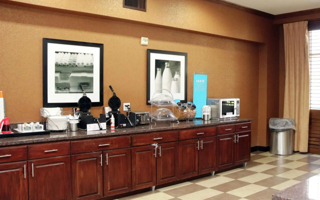 Hampton Inn & Suites Stephenville