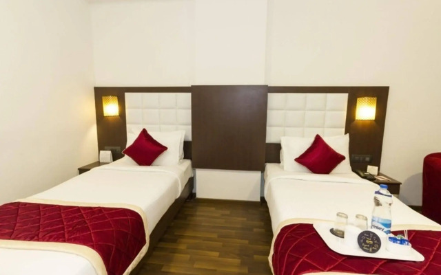 Akshaya Aura