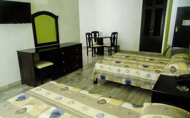 Hotel Imperial las Perlas