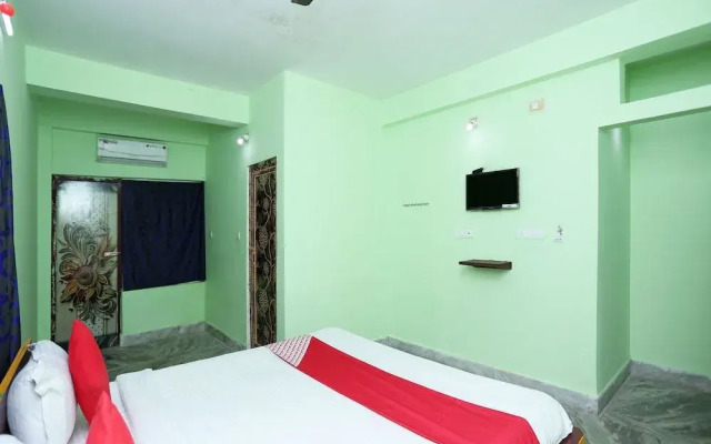 OYO 24642 Manorama Guest House