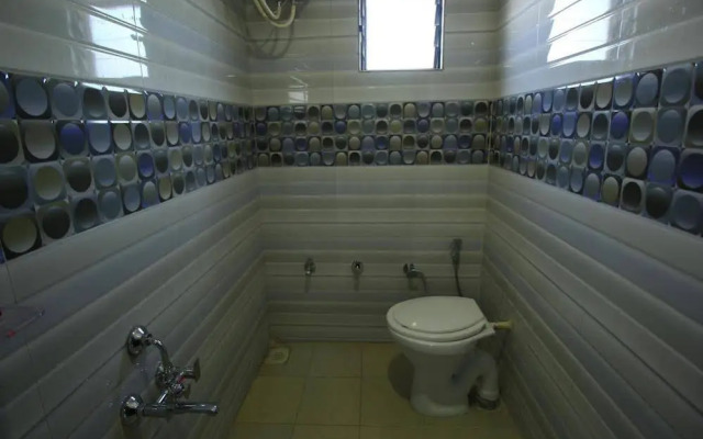 OYO Rooms Sahkari Jin Cross Road