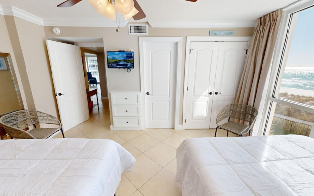 Shoreline Towers 2035 2 Bedroom Condo