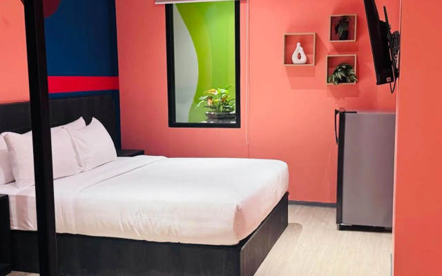 Yellow Bee Resort Cililitan – Guest Rooms – Jakarta