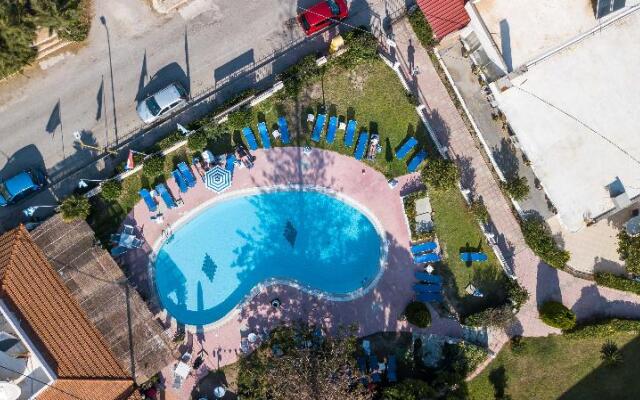 Lyristis Apartments Plus