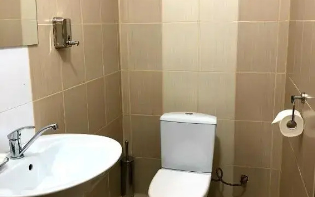 Parallel Hotel