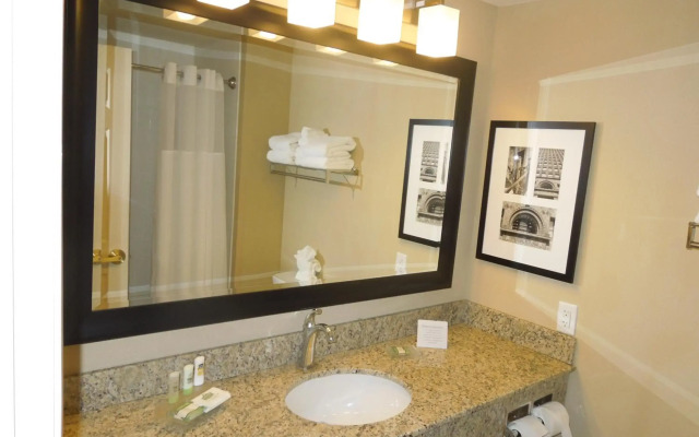 Country Inn & Suites by Radisson, Buffalo South I-90, NY
