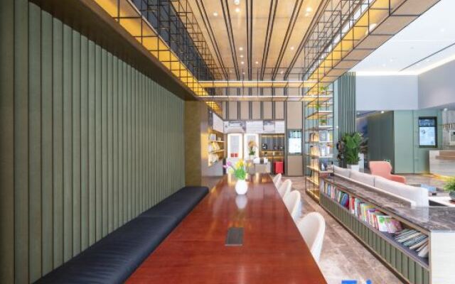Atour Hotel Wuhan Tiandi Hankou Riverside