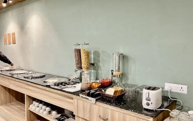 Residences By Hotel Limon