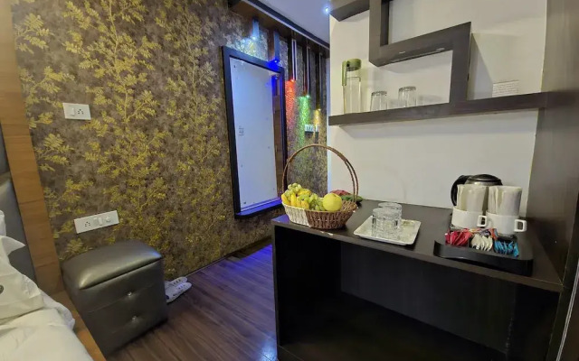 Seven Hills Hotel Srinagar