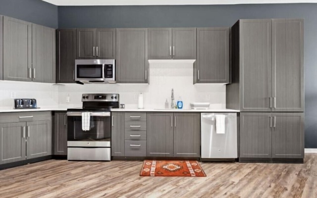 TWO Modern CozySuites with Pool 15 & 19