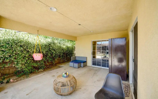 Fun-filled Backyard: Bakersfield Family Haven!