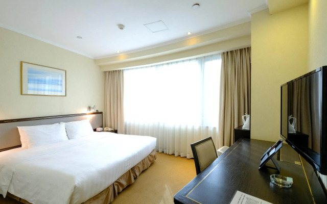 South Pacific Hotel