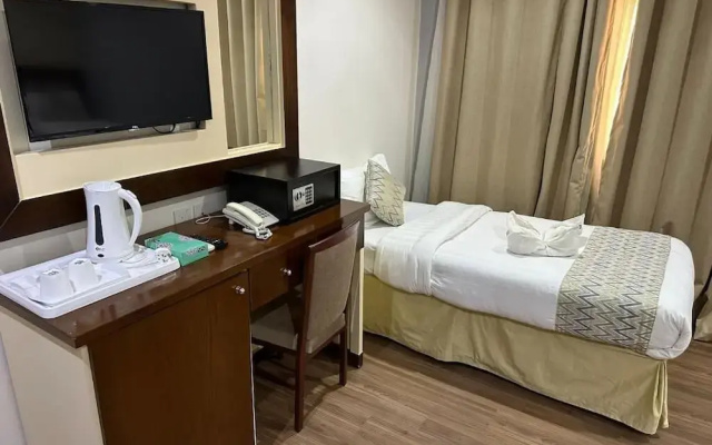 Al-Rehab Hotel