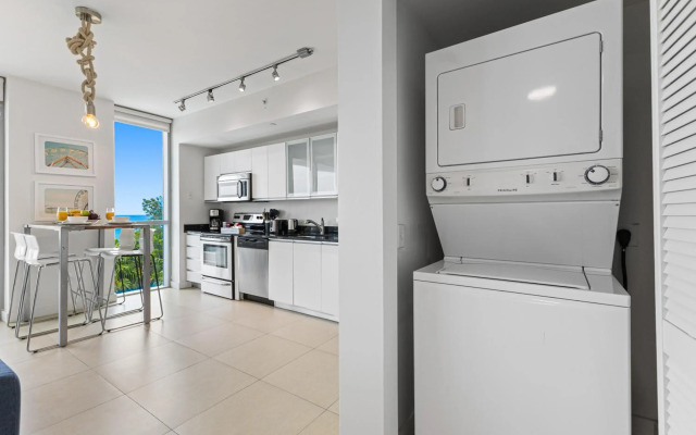 Dharma Home Suites Miami at Monte Carlo