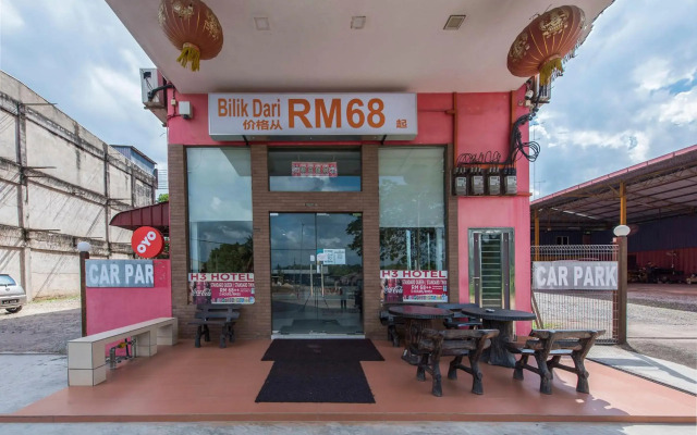 OYO 90385 H3 Hotel
