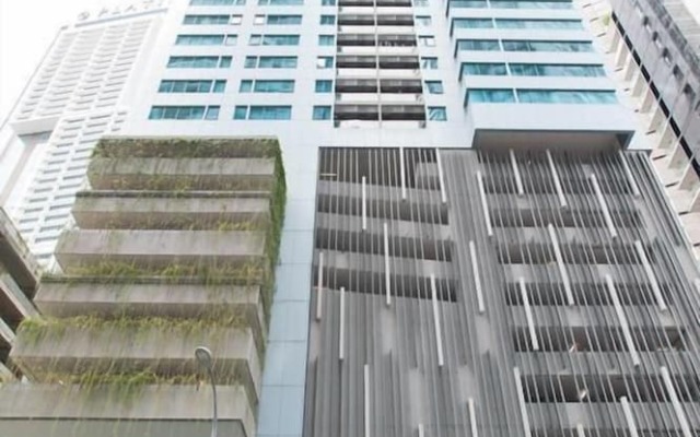 S4 Designer Suites - KLCC - KL Tower - Netflix - WIFI