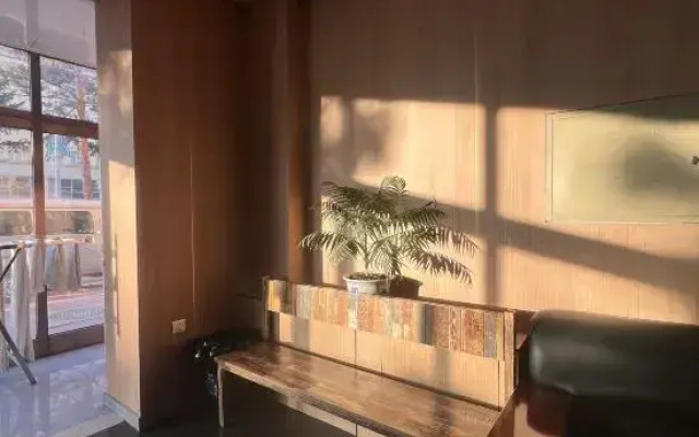 Mohe Jiajia Express Hotel