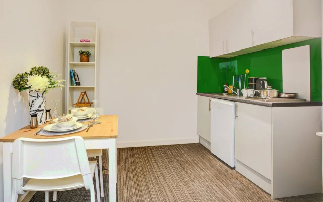 Kingston Luxe Suites Riverside Apartment Belvilla