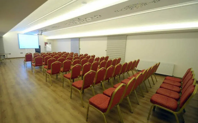 Devin Otel Isparta