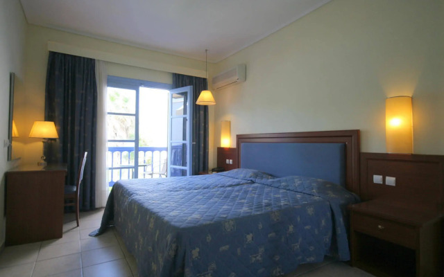 Theodorou Beach Hotel Apartments