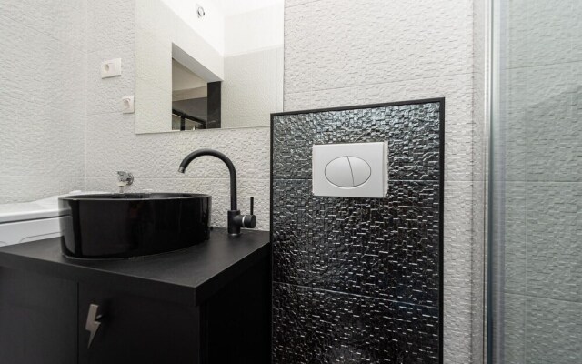 Beautiful Home in Privlaka With Wifi and 4 Bedrooms