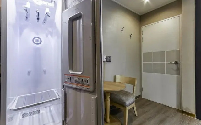 Busan Jaesong-dong Seven