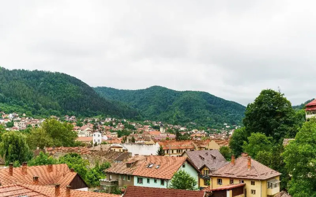 Montello Brasov Guest House