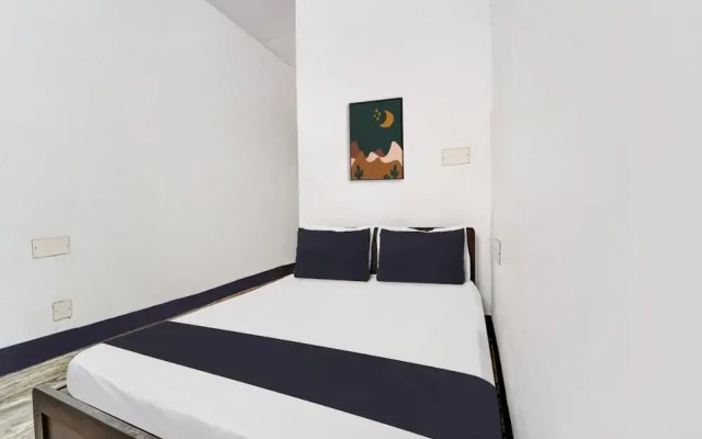 Queen D Tower  By Grands Inn Hospitality