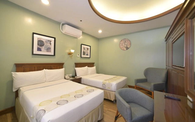 Paragon Hotel and Suites