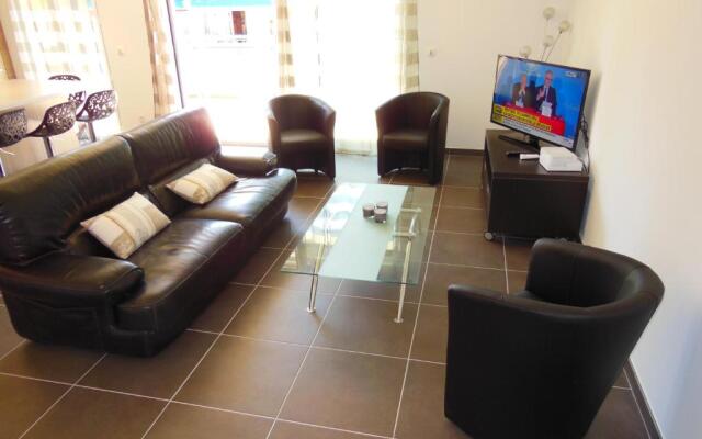 3 Bedrooms, 3 bathrooms central Cannes Lecerf 411