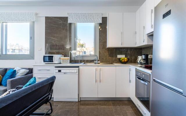 Kmeidos 1-Bedroom Apartment in Larnaca