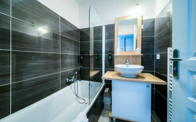 Comfort Aparthotel Frejus La Tour De Mare