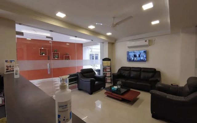 Downtown Business Hotel