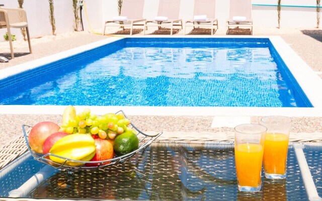 Ramida Paralimni in Paralimni