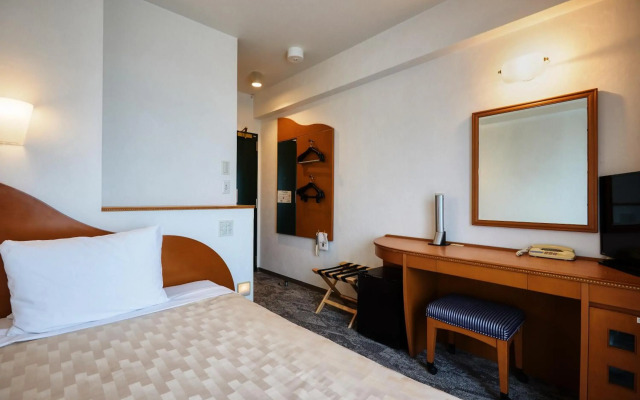 Naha Beach Side Hotel