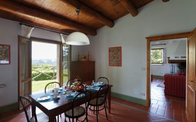 Luxurious Villa in Tredozio with Swimming Pool