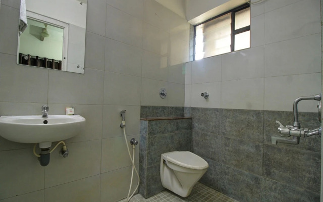 OYO 16662 Taj Residency