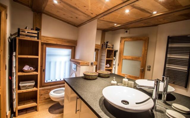 Le Savoy Luxury Private Apartment