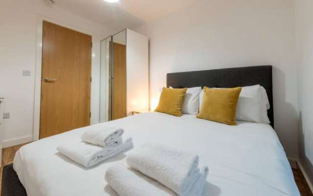 2 Bedroom Apartment in Media City Manchester