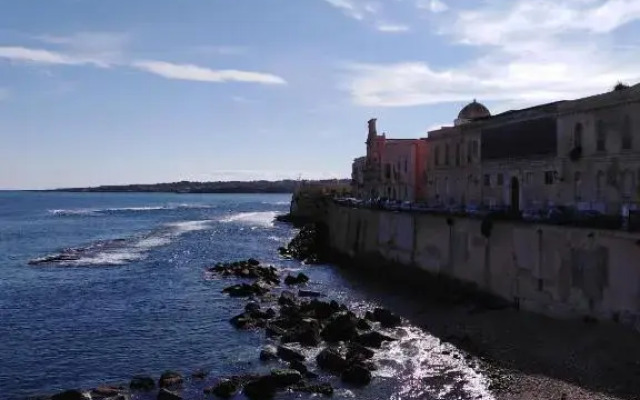 Ortigia Spartan House 1