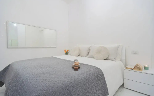 Luce Apartment by Rent all Como