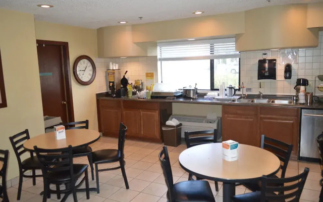 Quality Inn & Suites